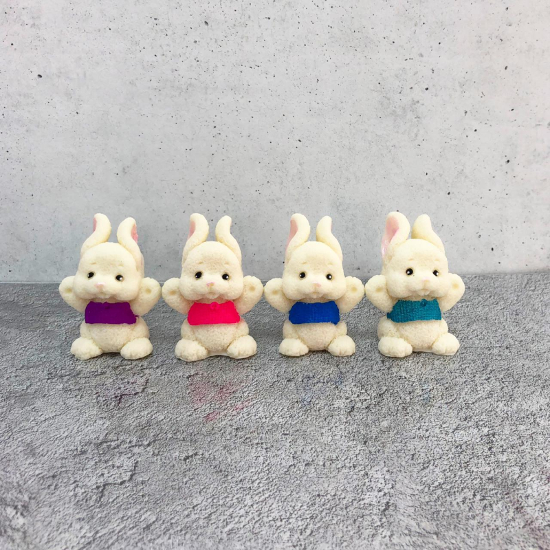 Изображение Фигурка из глазури Зайка малыш